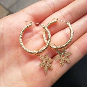 14k gold snowflake earrings
